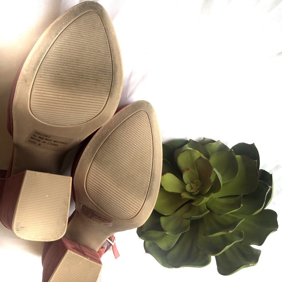 Maroon High Platform Heels - Picture 5 of 7